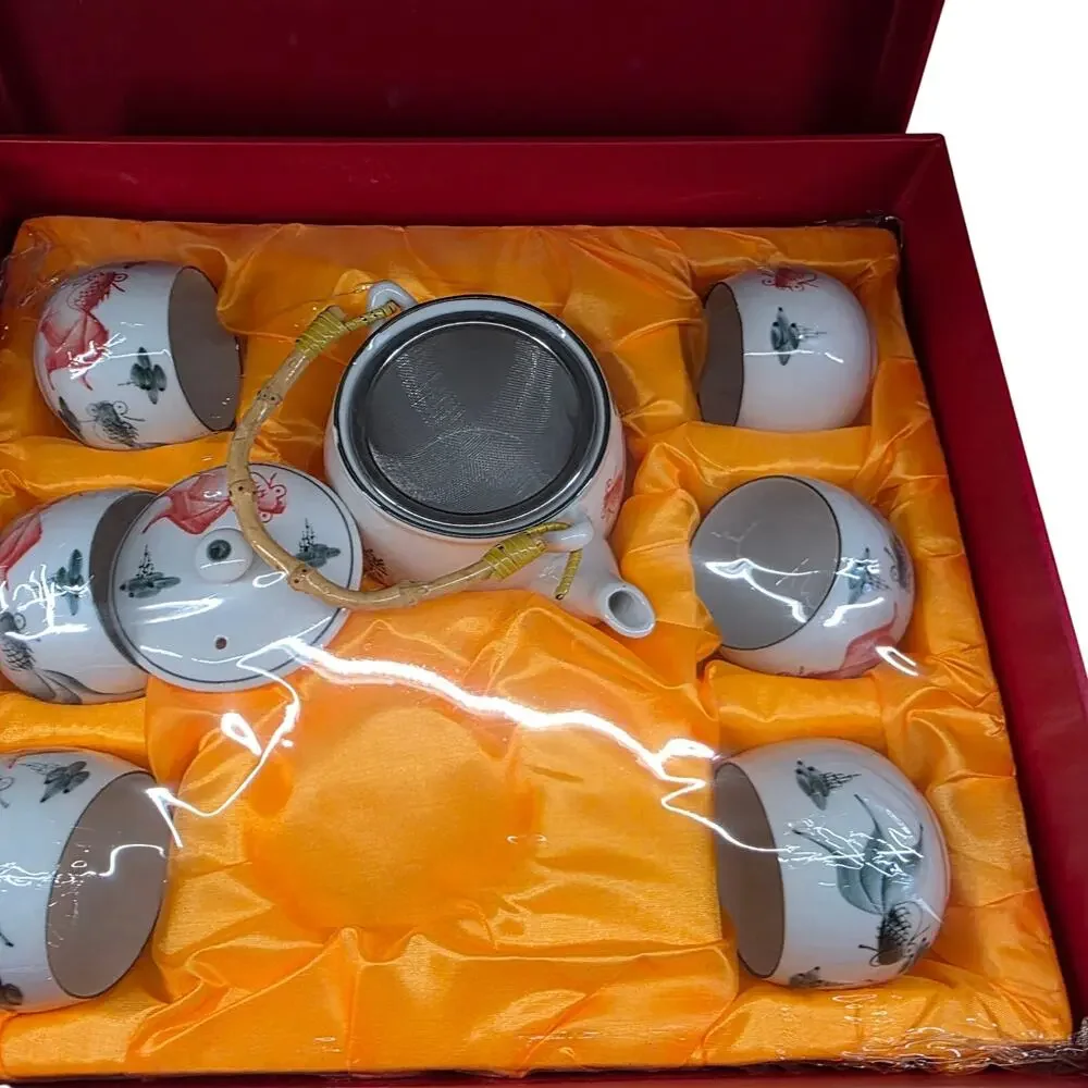 Unknown porcelain tea